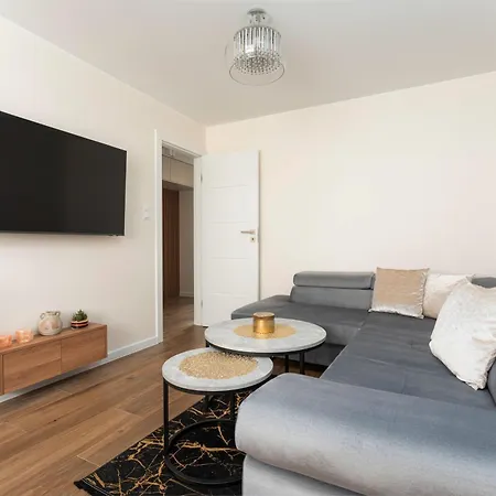 Apartment Jerozolimskie Premium Warschau